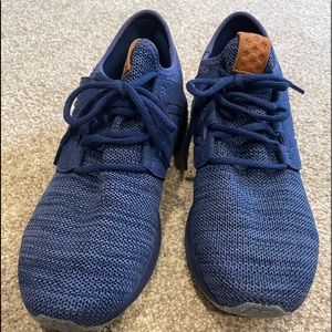New Balance NWOT Blue Men’s Sneakers Size 11
